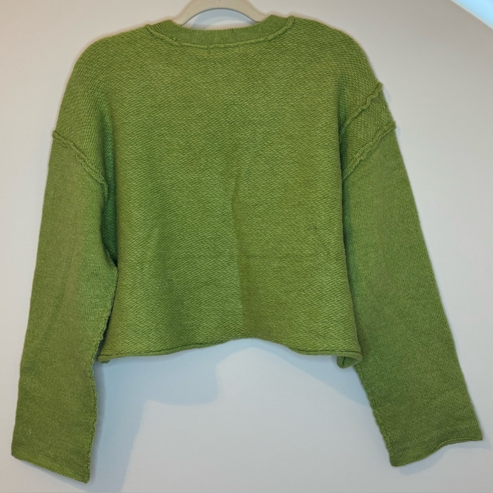 NEW LUSH Women’s Green Button Front Chunky Knit Cropped Cardigan Size L - Picture 3 of 7